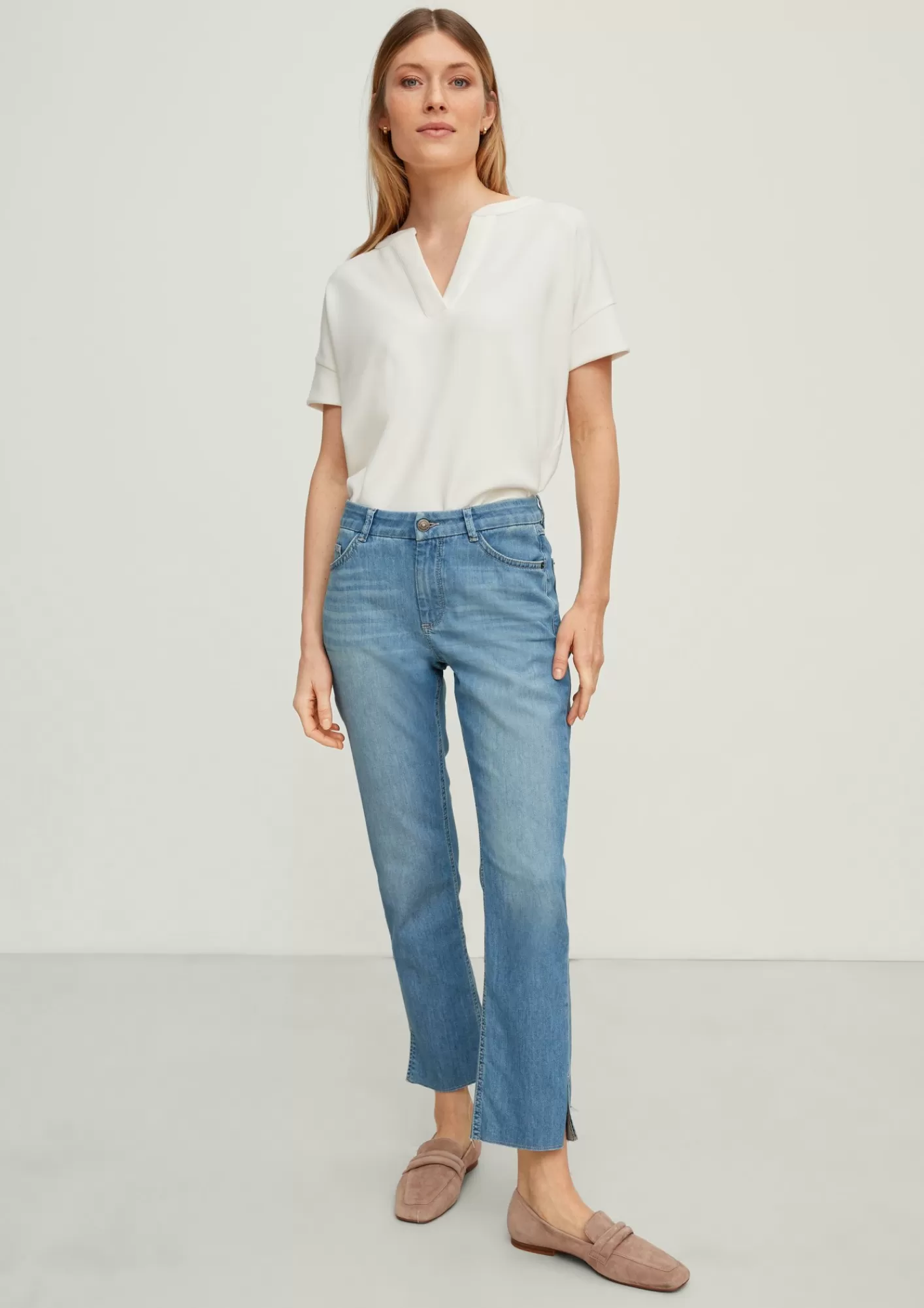Discount Comma Regular: Straight Leg-Jeans